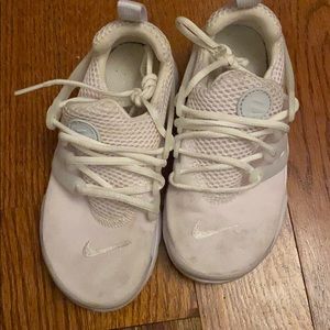 white NIKE presto toddler 11c